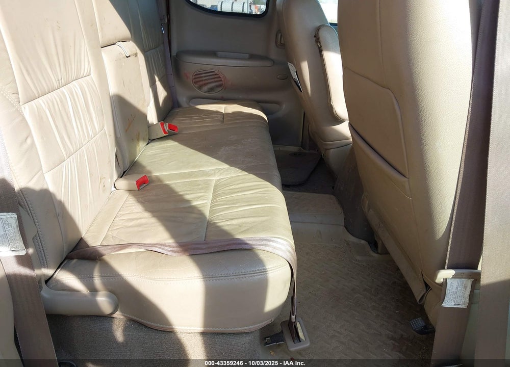 2000 TOYOTA TUNDRA LTD V8 VIN: 5TBBT4818YS108680