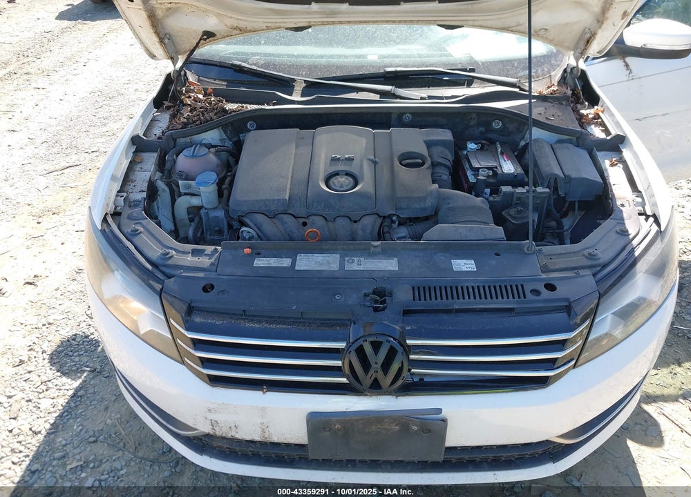 2013 VOLKSWAGEN PASSAT 2.5L SE VIN: 1VWBH7A32DC003776