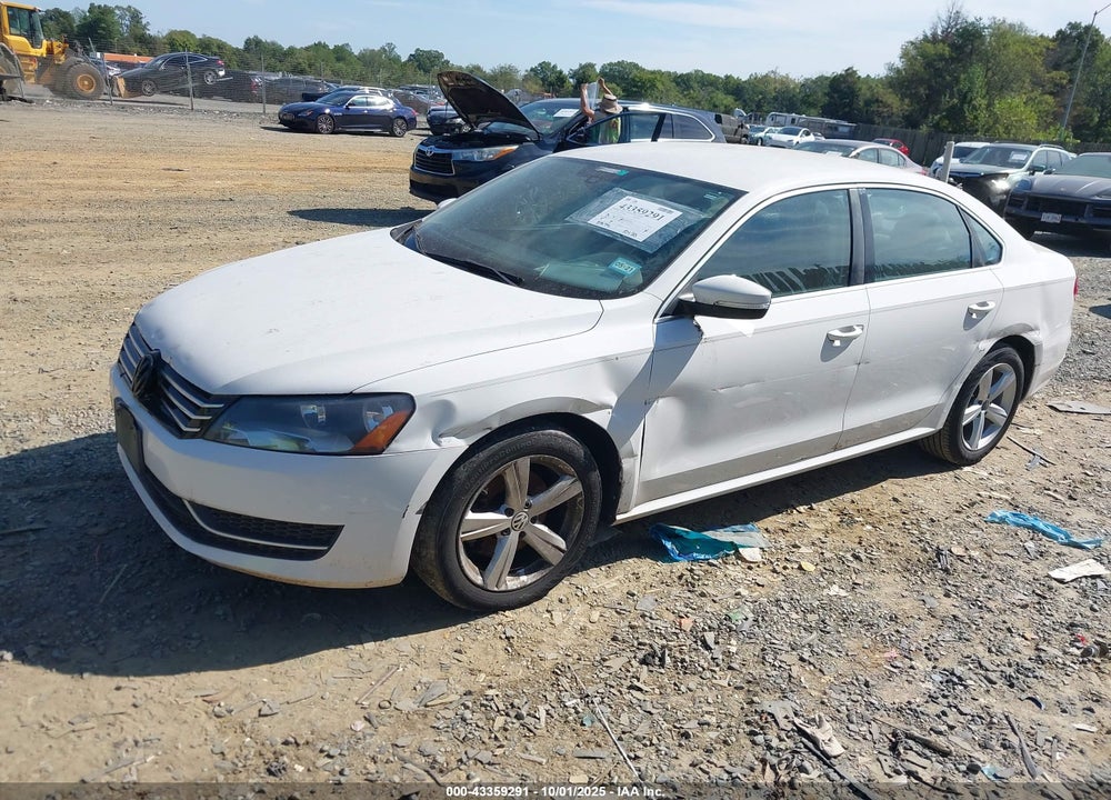 2013 VOLKSWAGEN PASSAT 2.5L SE VIN: 1VWBH7A32DC003776