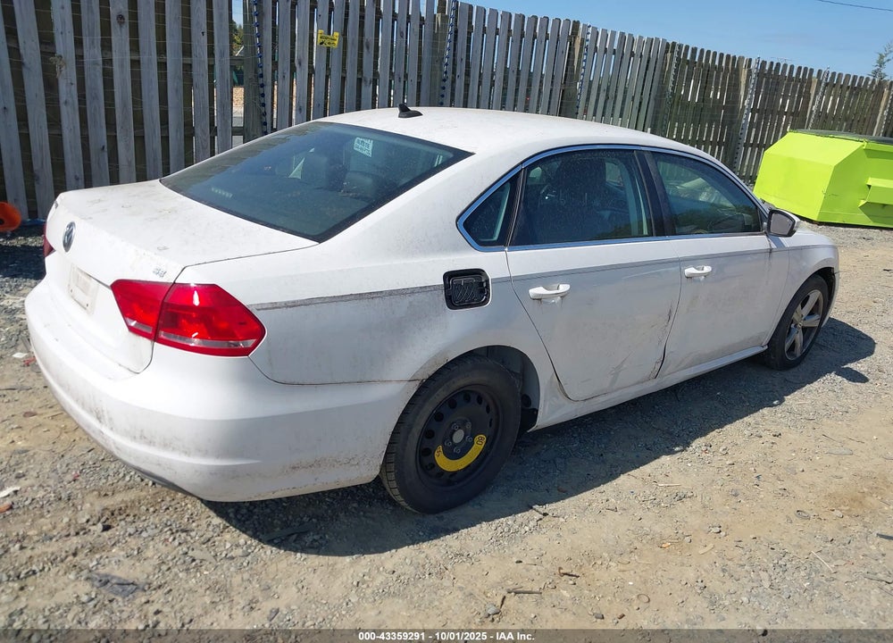 2013 VOLKSWAGEN PASSAT 2.5L SE VIN: 1VWBH7A32DC003776