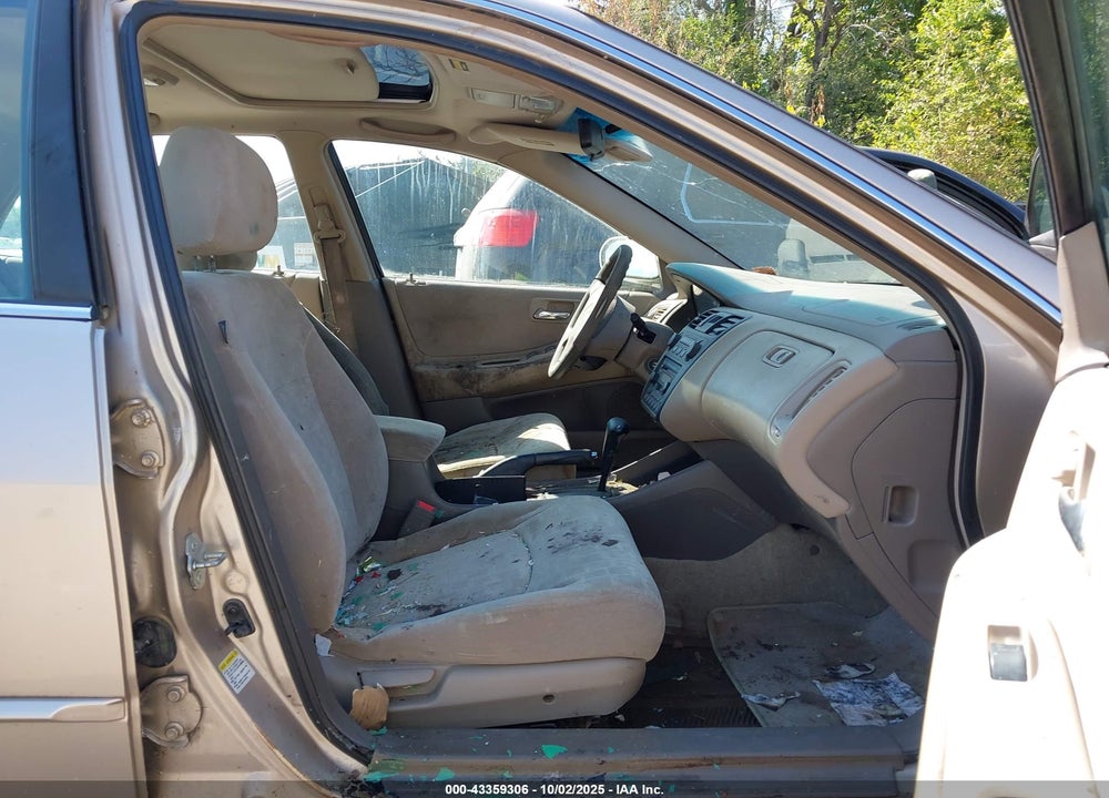 2001 HONDA ACCORD 2.3 EX VIN: 1HGCG56671A012709