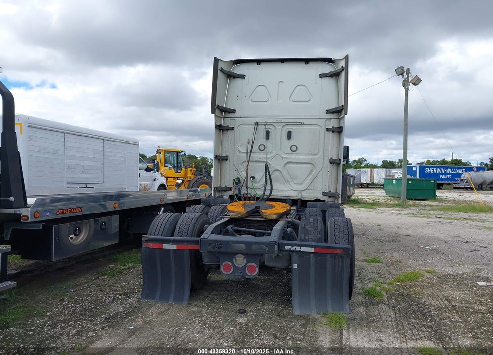 2019 FREIGHTLINER CASCADIA 125 VIN: 3AKJGLDRXKSKL6938