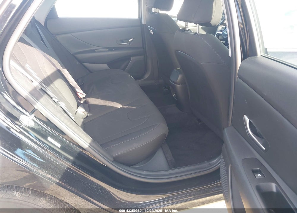 2024 HYUNDAI ELANTRA SEL VIN: KMHLM4DG7RU822814