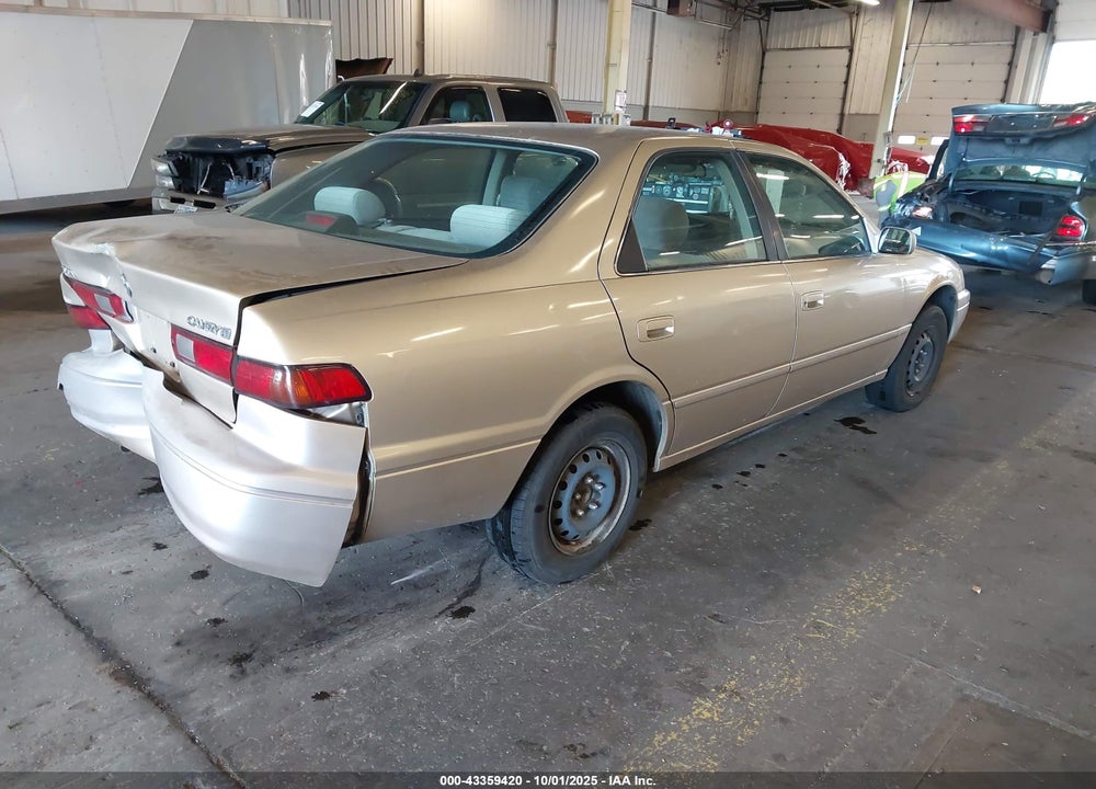 1999 TOYOTA CAMRY LE VIN: JT2BG22K0X0312711