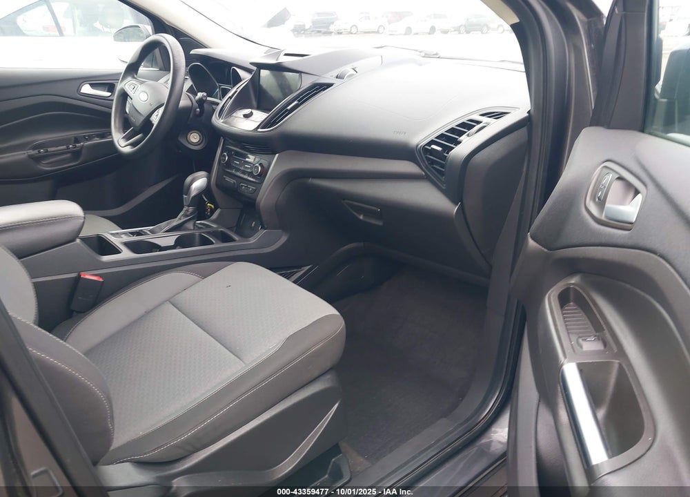 2018 FORD ESCAPE VIN: 1FMCU9GDXJUB62304