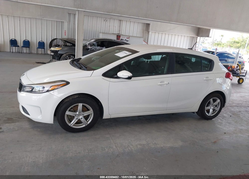 2017 KIA FORTE LX VIN: KNAFK5A87H5702821