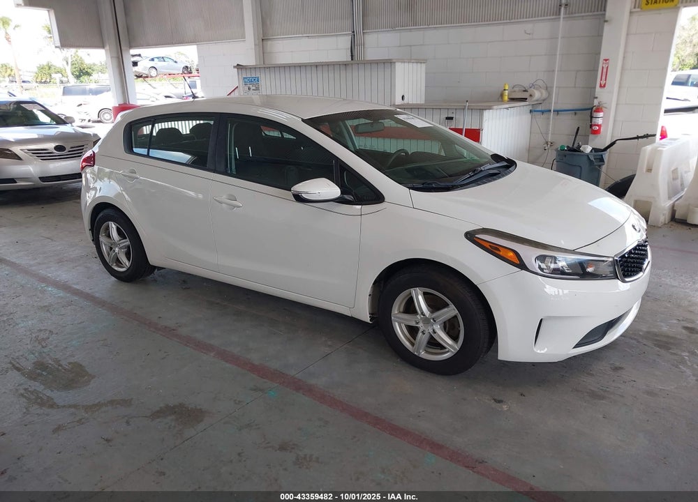 2017 KIA FORTE LX VIN: KNAFK5A87H5702821