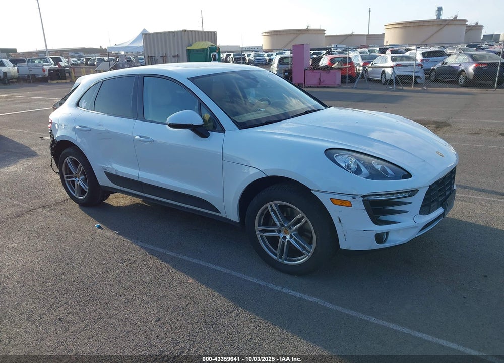 2017 PORSCHE MACAN VIN: WP1AA2A5XHLB00333
