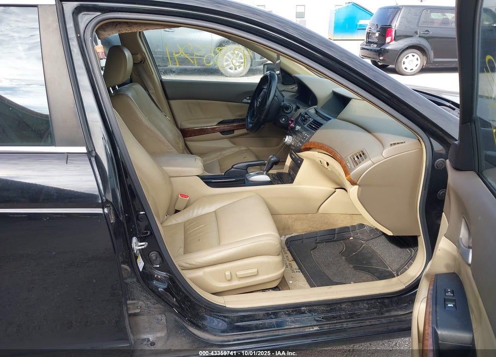 2009 HONDA ACCORD VIN: 1HGCP36809A014075