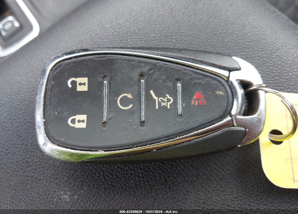 2018 CHEVROLET EQUINOX LT VIN: 2GNAXSEV9J6197945