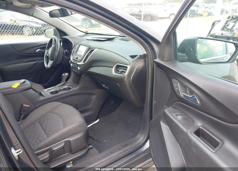 2018 CHEVROLET EQUINOX LT VIN: 2GNAXSEV9J6197945