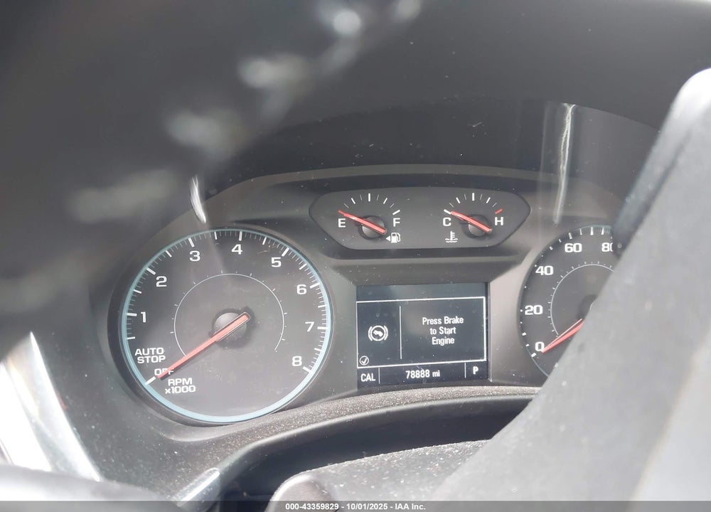 2018 CHEVROLET EQUINOX LT VIN: 2GNAXSEV9J6197945