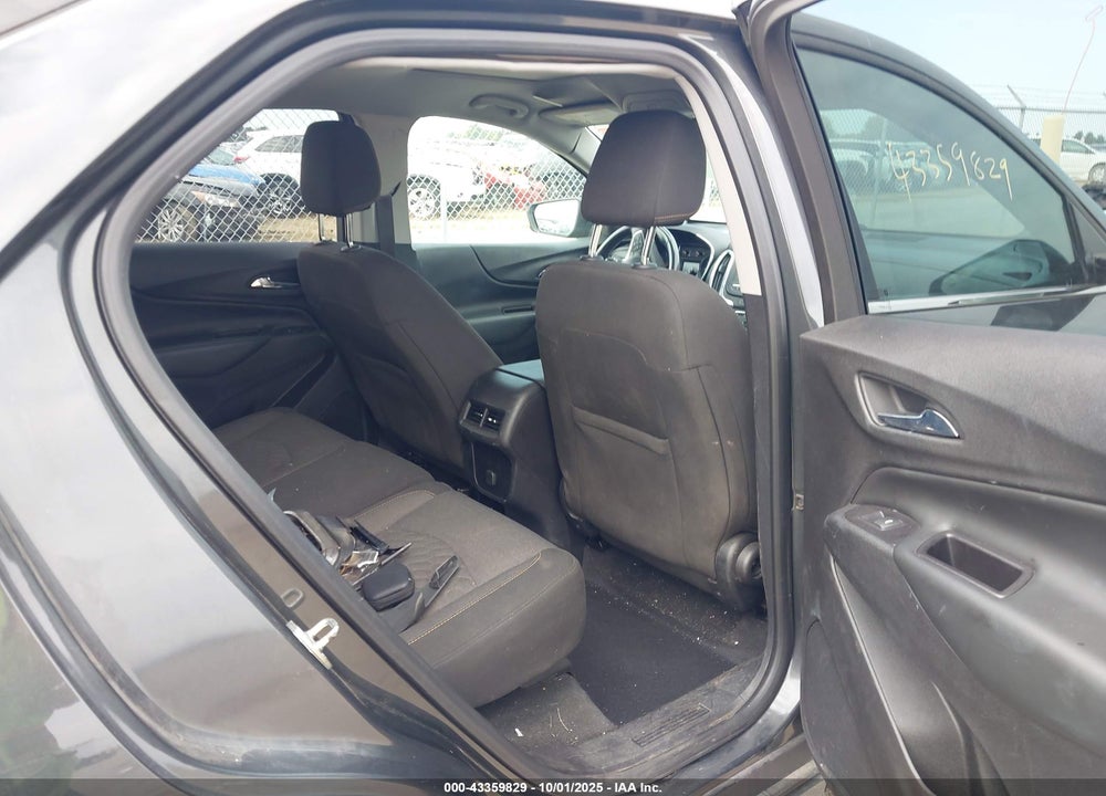 2018 CHEVROLET EQUINOX LT VIN: 2GNAXSEV9J6197945