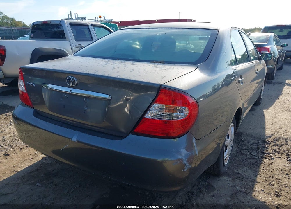 2004 TOYOTA CAMRY LE VIN: 4T1BE32K24U812615