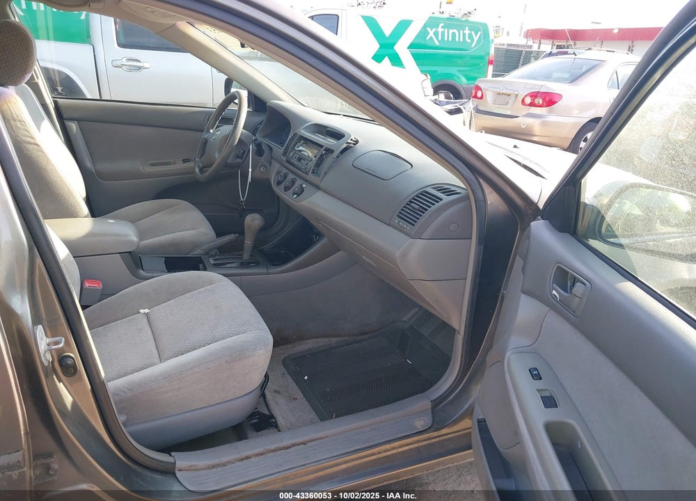 2004 TOYOTA CAMRY LE VIN: 4T1BE32K24U812615