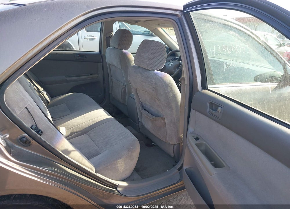 2004 TOYOTA CAMRY LE VIN: 4T1BE32K24U812615