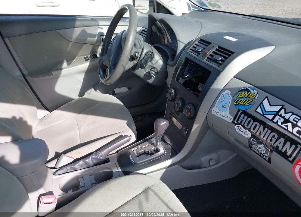 2010 TOYOTA COROLLA LE VIN: 2T1BU4EE8AC315774