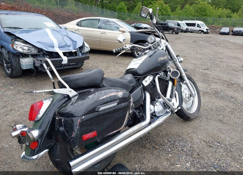 2003 HONDA VT1100 C2 VIN: 1HFSC430X3A300023