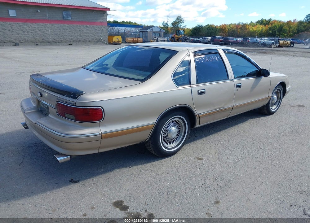 1995 CHEVROLET CAPRICE CLASSIC VIN: 1G1BL52W5SR190190