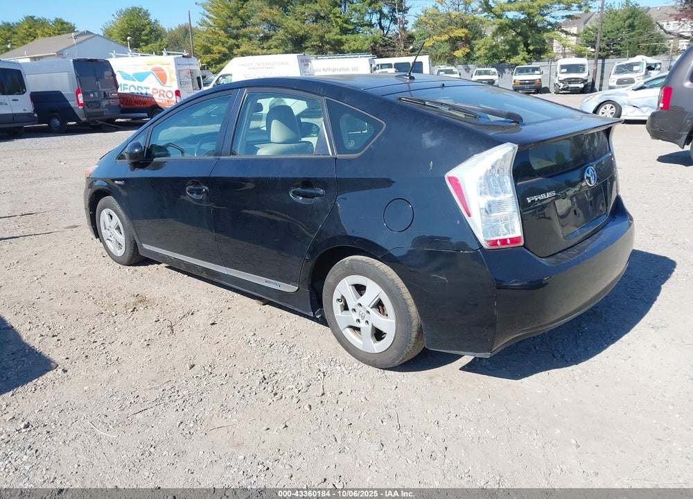 2011 TOYOTA PRIUS VIN: JTDKN3DU0B1412005
