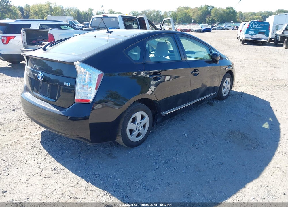 2011 TOYOTA PRIUS VIN: JTDKN3DU0B1412005
