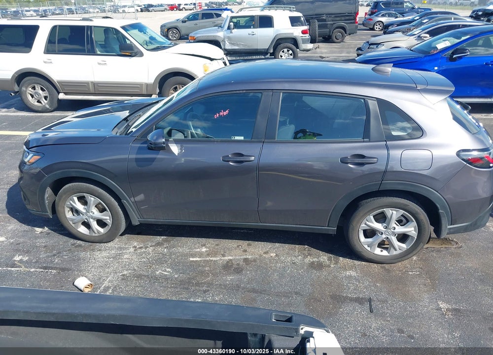 2024 HONDA HR-V 2WD LX VIN: 3CZRZ1H34RM715563