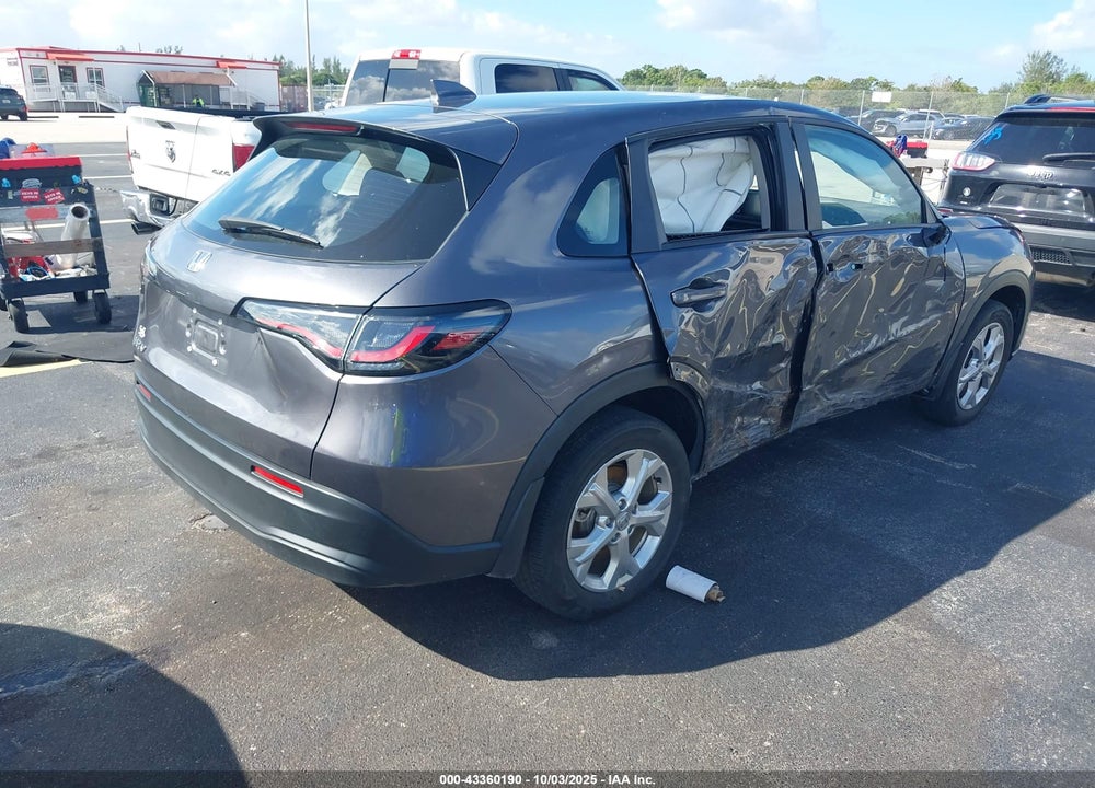2024 HONDA HR-V 2WD LX VIN: 3CZRZ1H34RM715563