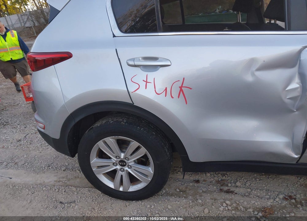 2019 KIA SPORTAGE LX VIN: KNDPM3AC5K7494525