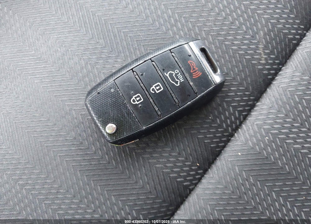 2019 KIA SPORTAGE LX VIN: KNDPM3AC5K7494525