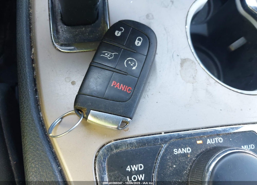 2014 JEEP GRAND CHEROKEE VIN: 1C4RJFBG9EC121164