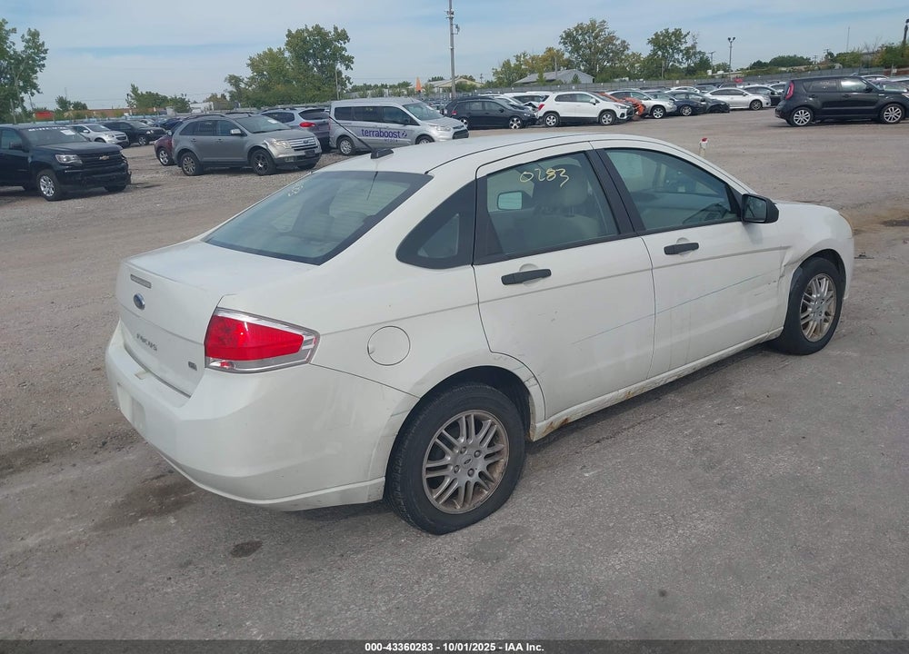 2011 FORD FOCUS SE VIN: 1FAHP3FN5BW129425