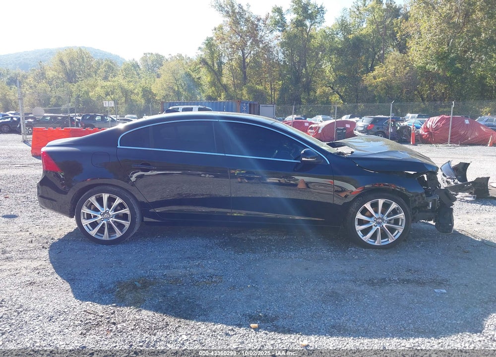 2017 VOLVO S60 INSCRIPTION T5 PLATINUM VIN: LYV402HM1HB126502