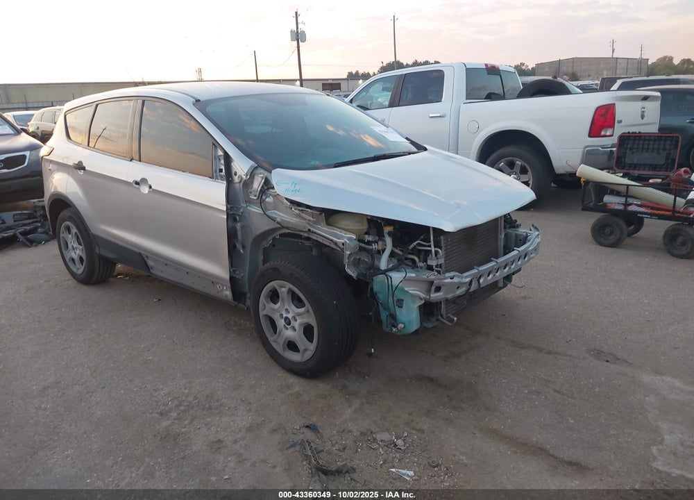 2018 FORD ESCAPE S VIN: 1FMCU0F73JUB53631