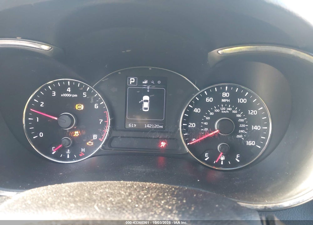 2017 KIA FORTE VIN: 3KPFL4A75HE037102