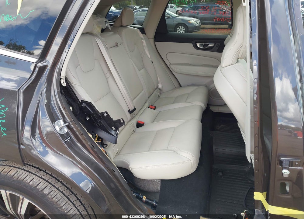 2022 VOLVO XC60 B5 INSCRIPTION VIN: YV4L12RL8N1080911