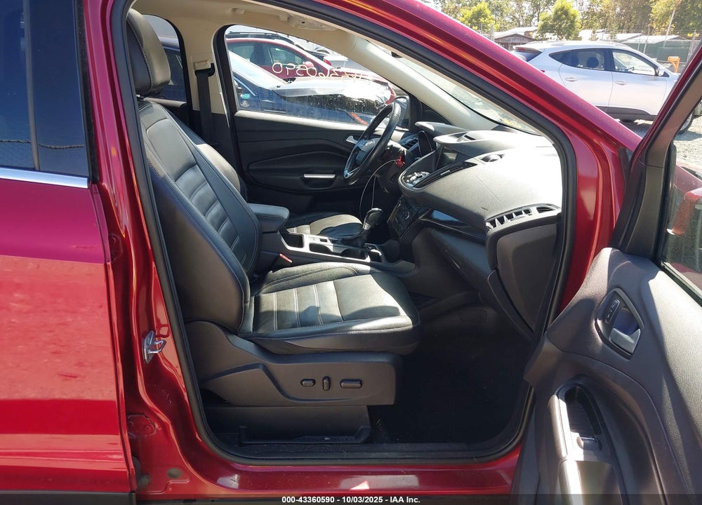 2017 FORD ESCAPE TITANIUM VIN: 1FMCU9JDXHUD17520
