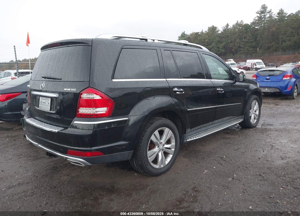 2011 MERCEDES-BENZ GL-CLASS VIN: 4JGBF2FE8BA639435