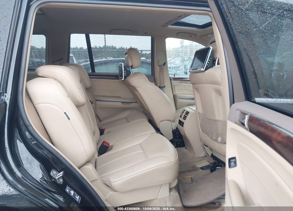 2011 MERCEDES-BENZ GL-CLASS VIN: 4JGBF2FE8BA639435