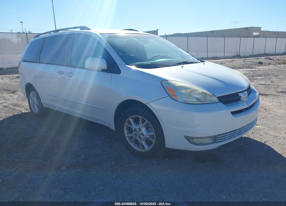 2005 TOYOTA SIENNA XLE VIN: 5TDBA22C25S029996
