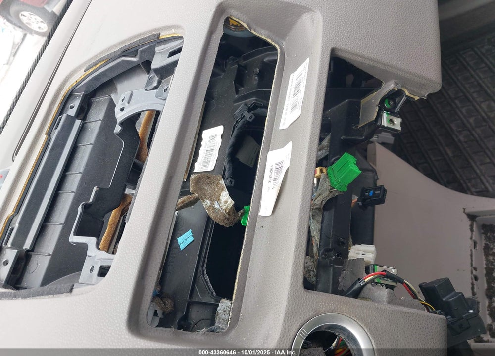 2007 VOLVO V50 VIN: YV1MW390972286489
