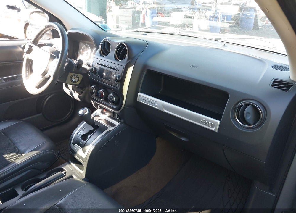 2016 JEEP COMPASS VIN: 1C4NJDEB4GD637335