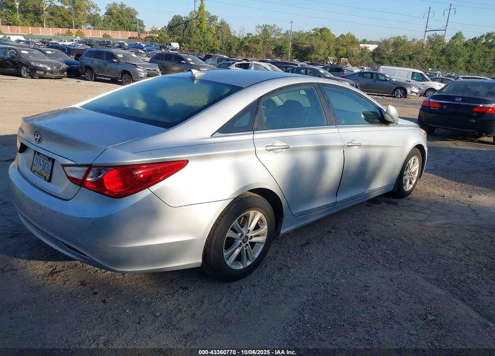 2013 HYUNDAI SONATA VIN: 5NPEB4AC3DH650935