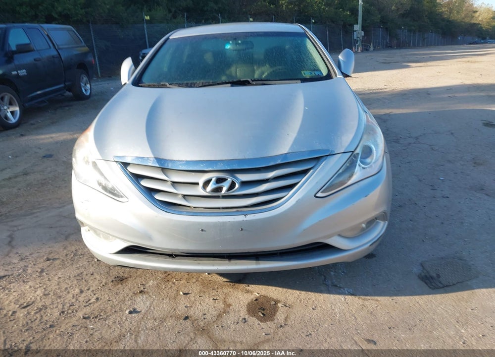2013 HYUNDAI SONATA VIN: 5NPEB4AC3DH650935