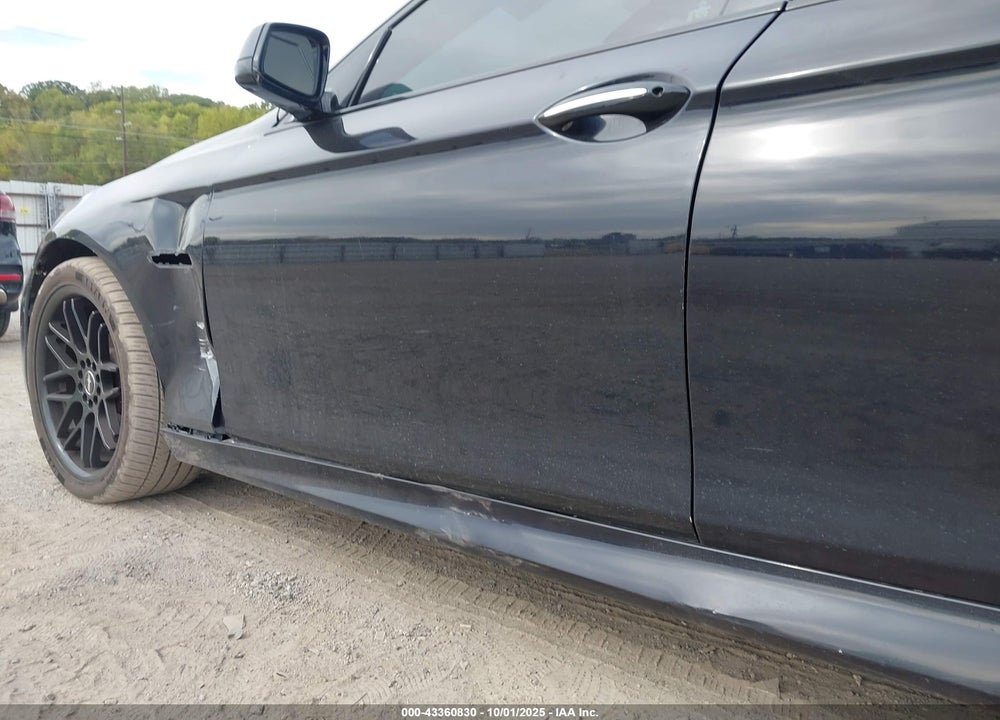 2013 BMW 5 SERIES VIN: WBAXH5C55DD110310