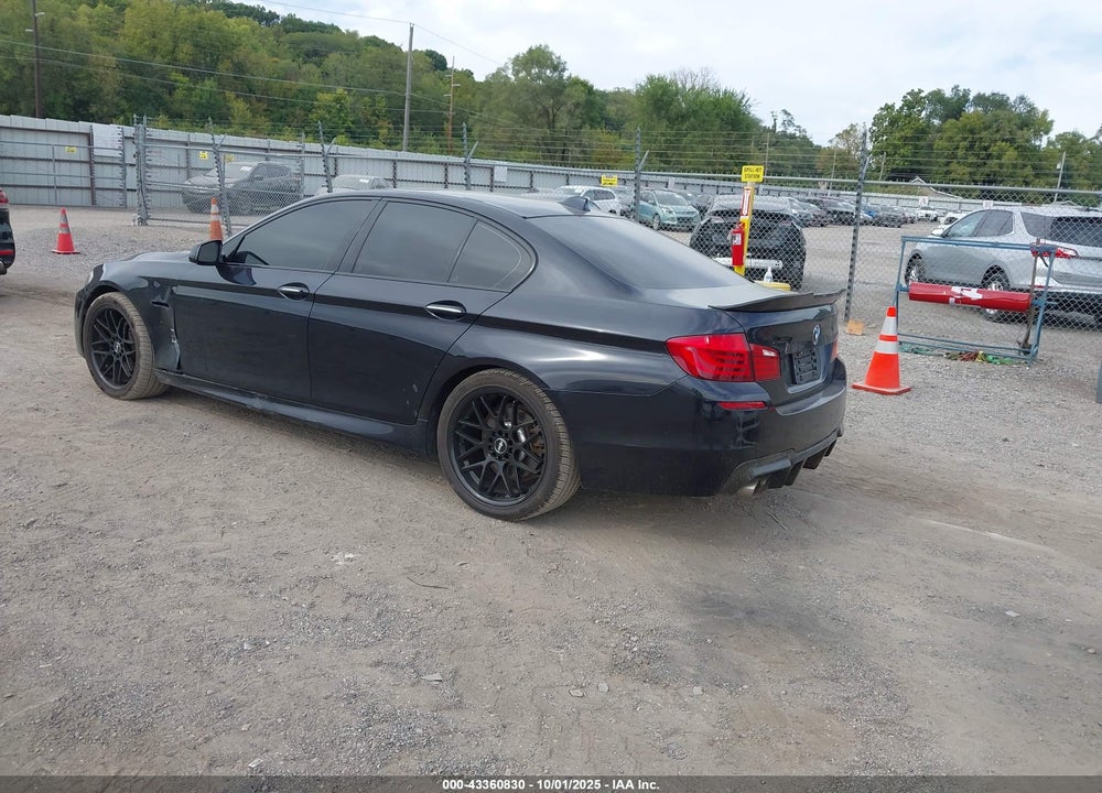 2013 BMW 5 SERIES VIN: WBAXH5C55DD110310