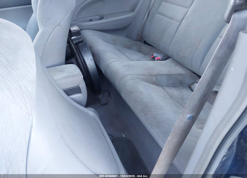 2007 HONDA CIVIC VIN: 2HGFG12667H580424