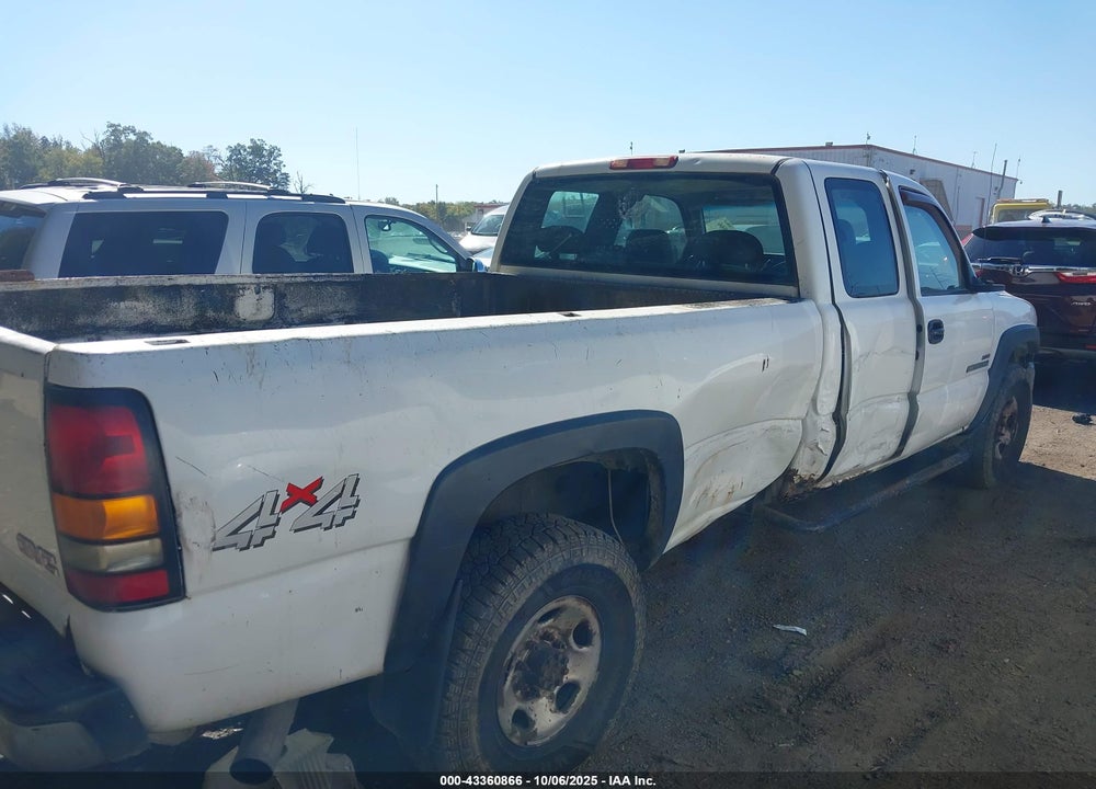 2004 GMC SIERRA 2500HD WORK TRUCK VIN: 1GTHK29264E252101
