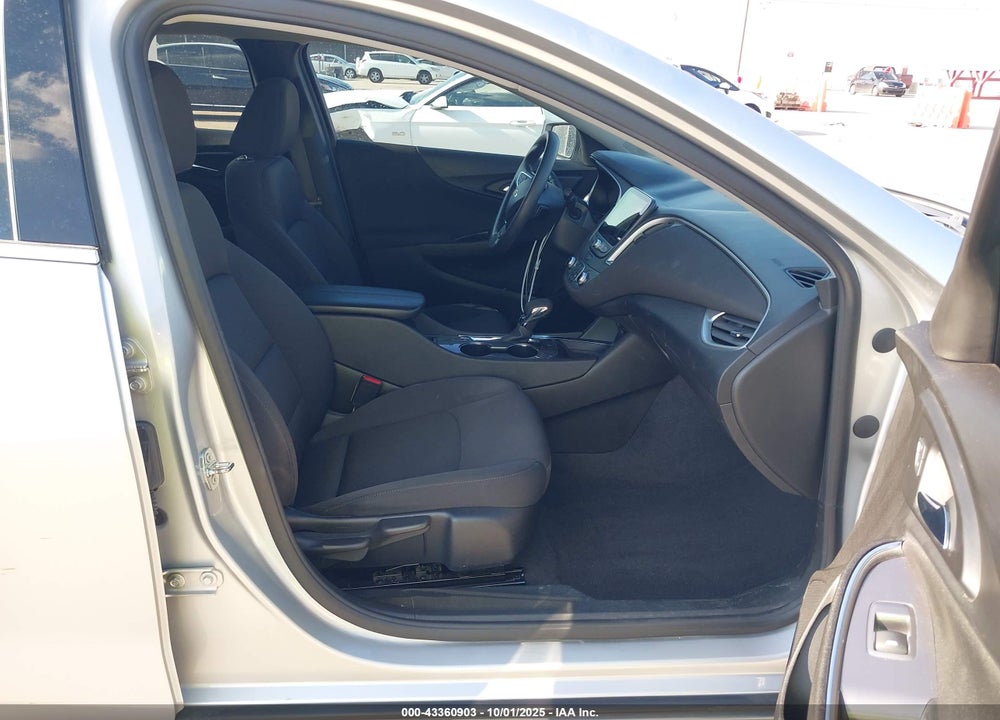 2022 CHEVROLET MALIBU FWD LT VIN: 1G1ZD5ST0NF140241