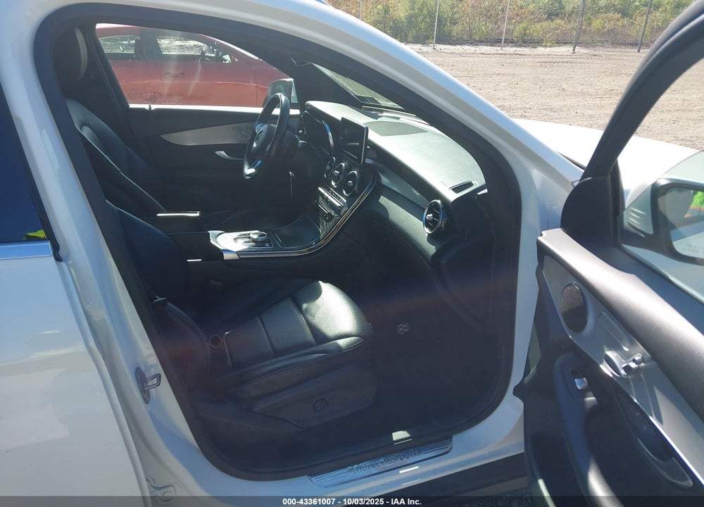2019 MERCEDES-BENZ GLC CLASS VIN: WDC0G4KB1KV166139
