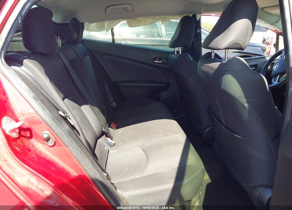 2018 TOYOTA PRIUS TWO ECO VIN: JTDKARFU8J3061469